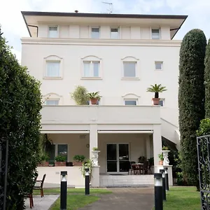 hotel-nautilus.it-tuscanyhotel.com/